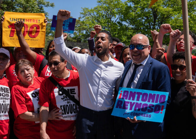 The Congressional Primary Tearing the Mamdani Coalition in Two