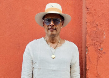 Neutrals That Stand Out Even in a Raucous Festival