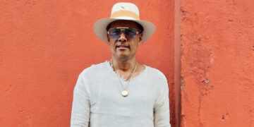 Neutrals That Stand Out Even in a Raucous Festival