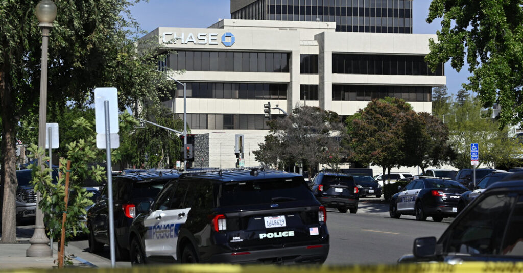 Man Takes Hostages and Threatens to Bomb a Bank in California