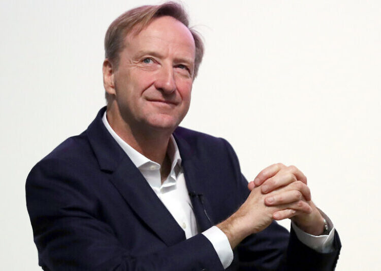 Alex Younger, Former Head of Britain’s MI6, Dies at 62
