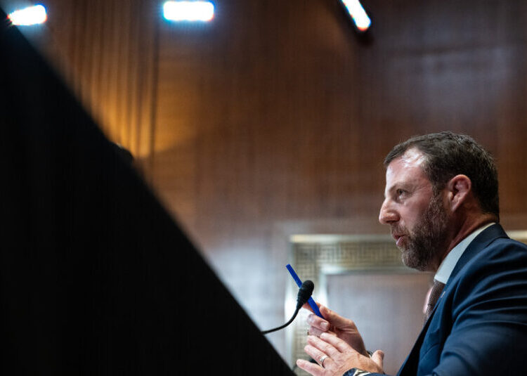 Mullin Says ICE Training Going Back to ‘Regular Standards’