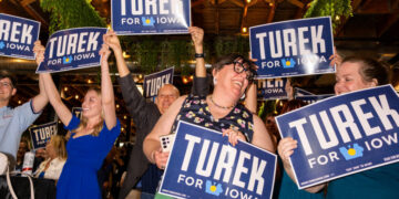 Why Democrats Are Hopeful About Making Gains in Iowa
