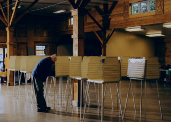 Montana Voters Deliver Mixed Results on Shifting Statehouse Rightward