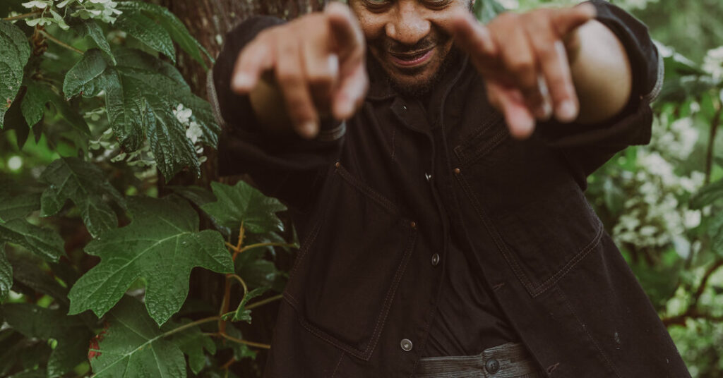 Looking at the World Through André Holland’s Eyes