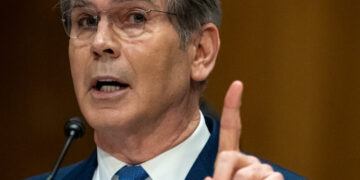 Bessent Calls Clash With Bill Pulte a ‘Locker Room’ Fight