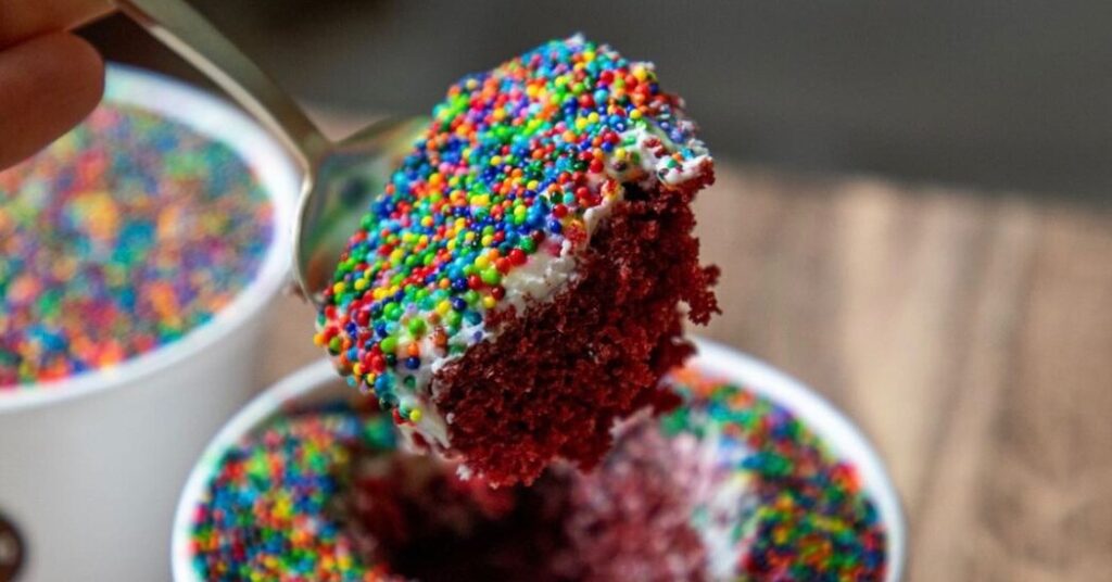 What Are All Those People Waiting in Line for? Cake in a Cup.