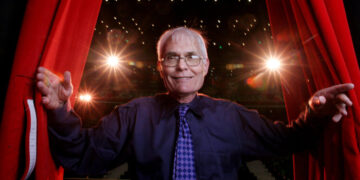 Speight Jenkins, Who Brought Adventure to Seattle Opera, Dies at 89