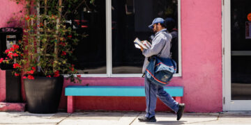 Postal Service Frees Up Enough Cash to Keep Operating for ‘Several Years’