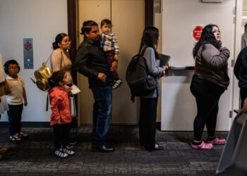 Judge Says Trump Officials Must Restart Asylum and Immigration Processing