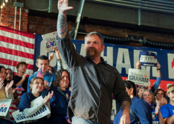 Democratic Unease About Platner Grows Ahead of Maine Senate Primary