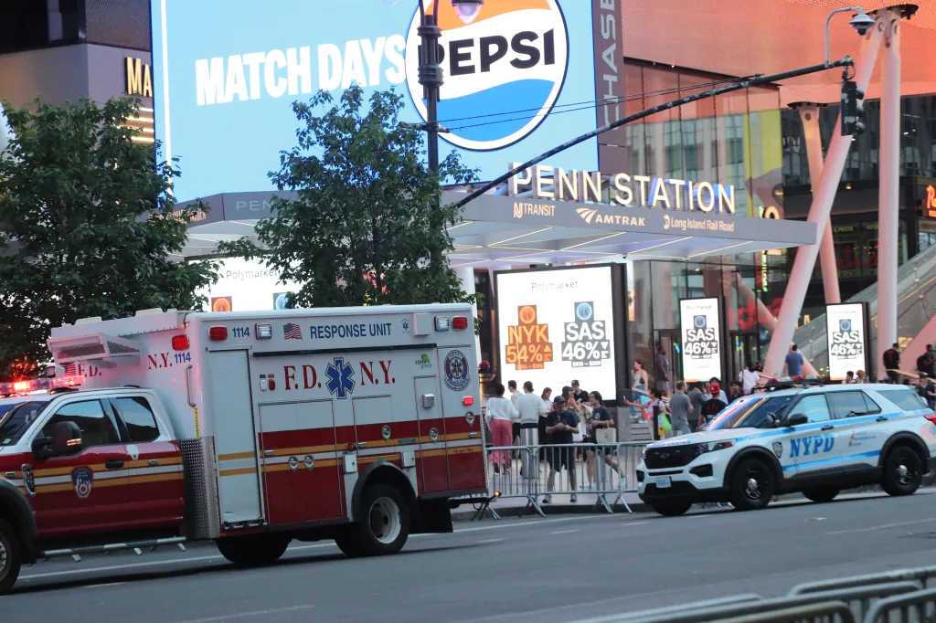 Penn Station stabbing