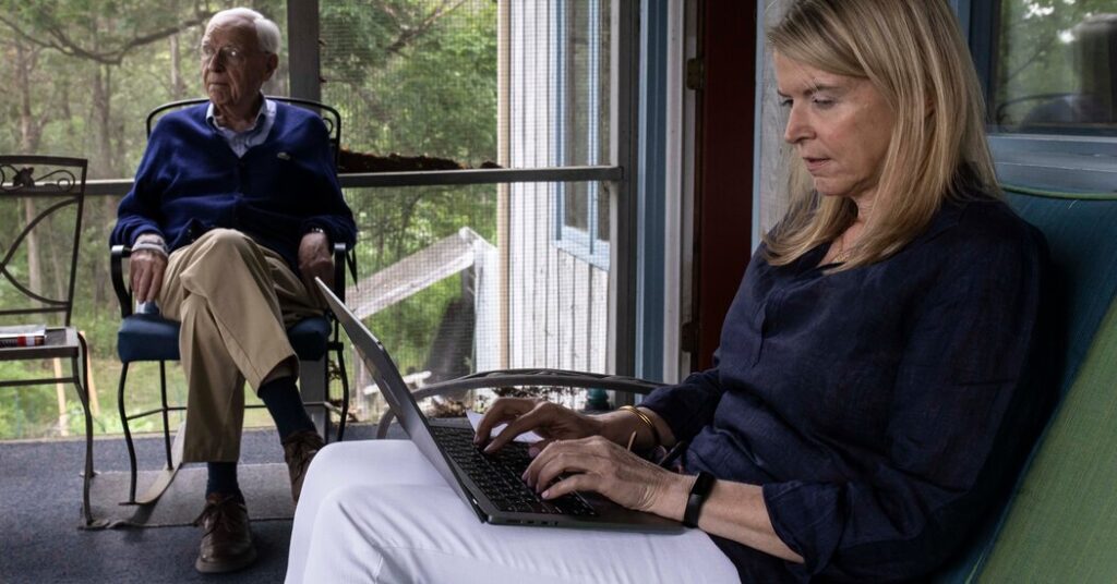 A 5-Point Checklist for Managing Your Aging Parents’ Money