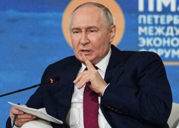 A Question Swirling Around Putin’s Big Conference: Could the War End?