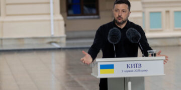 Ukraine Turns to Europe as U.S. Steps Back as Mediator in Peace Talks