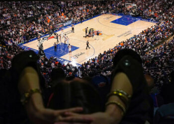 Night With the Knicks: Rancor, Jubilation and an Unusual Loss