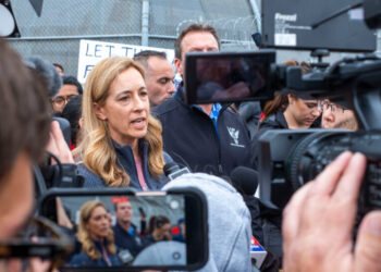 Governor’s Visit to ICE Detention Facility Is Strictly Limited, She Says