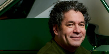 With an Extravaganza, the Dudamel Era in L.A. Approaches Its End