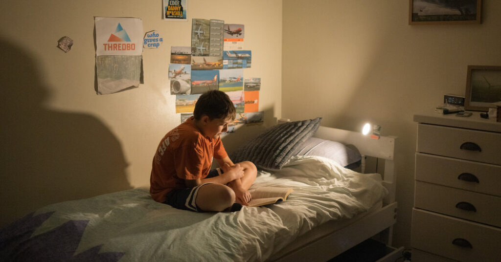 Australia’s Social Media Ban Is Floundering. Can It Still Help Younger Kids?