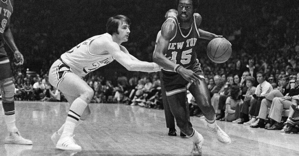 He Gave It All to Help the Knicks Win in 1973. He’s Still in Pain Today.
