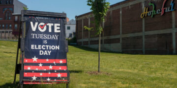 Democrats Accuse Republicans of Meddling in High-Stakes Maine Primary