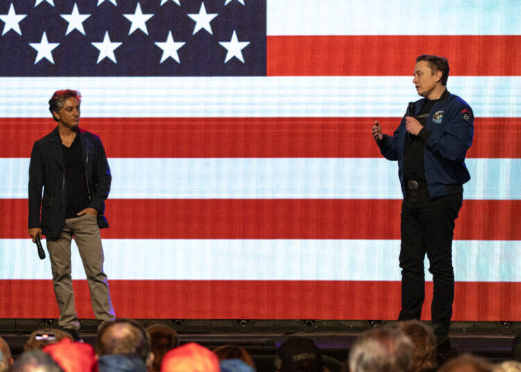 It Pays to Be Elon Musk’s Friend as SpaceX Goes Public