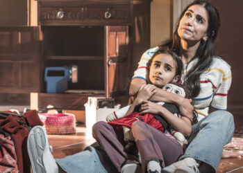 In This Timely Play, a Ghost Haunts War-Torn Iran