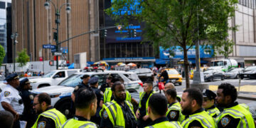Knicks Owner Cancels Watch Party As Spat With Mamdani Escalates