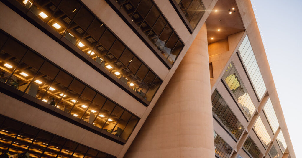 Judge Delays Vote on Future of Dallas City Hall