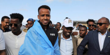 Somali World Cup Referee Denied Entry to U.S. Returns Home to Hero’s Welcome