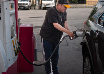 Oil Prices Rise as U.S. Launches New Attack on Iran