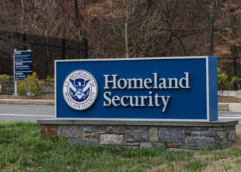 Women Who Fled Iran Are to Be Deported to Central African Republic, Lawyers Say