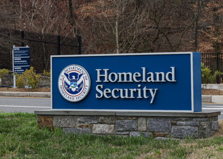 Women Who Fled Iran Are to Be Deported to Central African Republic, Lawyers Say