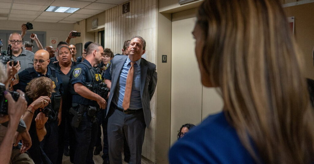 Lander, Running for Congress, Found Not Guilty After ICE Facility Arrest