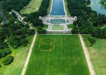 Grass on the National Mall Is Vandalized With ‘86 47’ Stains