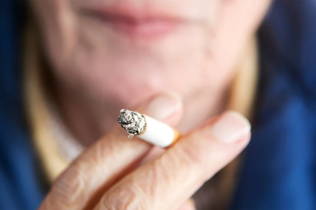 New research suggests that quitting smoking may lower the chance of developing dementia later in life. 