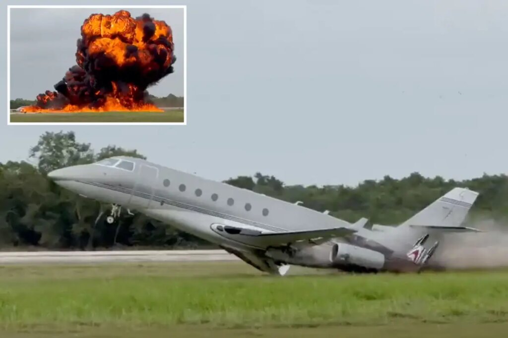 Two dead as private jet crashes in Dominican Republic en route to pick up MLB legend and his family