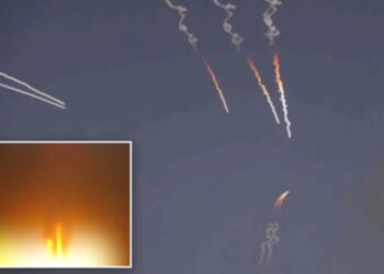 Iran targets US bases in Jordan and the Gulf after Trump orders strikes near Hormuz