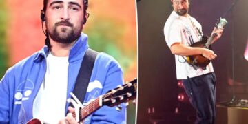 Noah Kahan urges fans to use the bathroom after concertgoer poops on floor during show