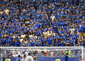 Team Curaçao Arrives at the World Cup With Much of the Island in Tow.