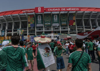 As World Cup Begins, Mexico City Becomes a Global Stage