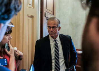 In the Dark on U.S.-Iran Deal, Senators Refrain From Praising It