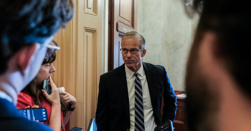 In the Dark on U.S.-Iran Deal, Senators Refrain From Praising It