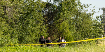 Investigators Look for Electronic Devices of Victims in Skydiving Crash