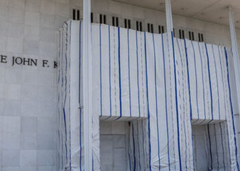 Judge Orders Kennedy Center to Make a Plan for Staying Open