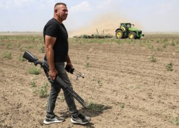 Photos: Farming in Ukraine’s War Zone