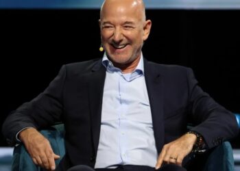 Jeff Bezos’ 25-year-old stress cure is to ‘make the first phone call, or send the first email’— and a recruiter says it lands even harder in 2026
