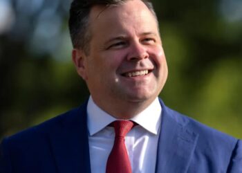 Trump replaces Gabbard with housing chief Bill Pulte, grandson of the founder of one of the country’s largest homebuilders