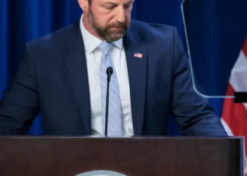 Former DHS official kicks legs out from under Mullin’s first big immigration proposal