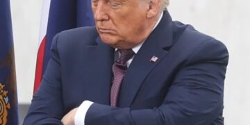 White House baffles with ‘insane’ cryptic post said to ‘signal’ weakness